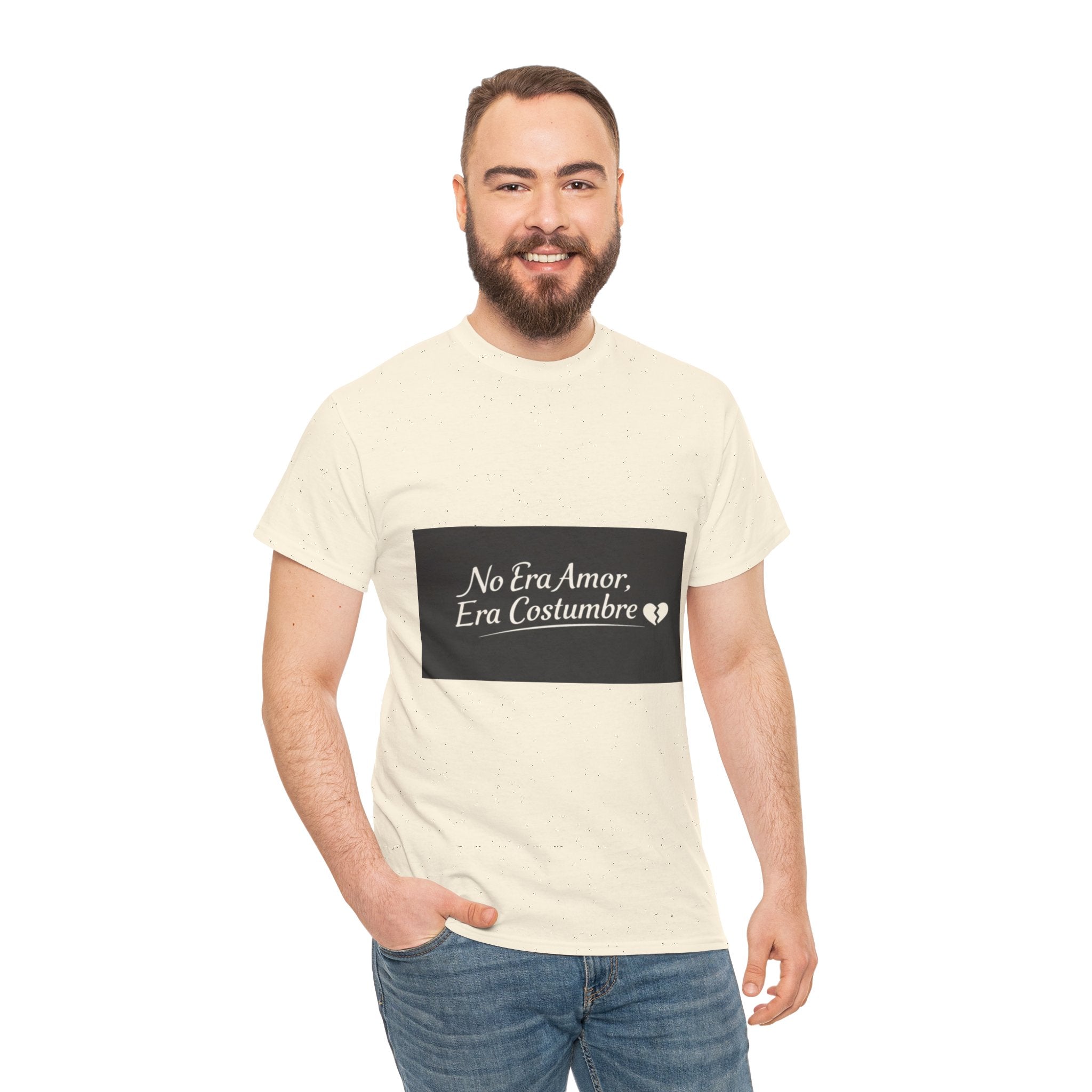 T‑Shirt — "No Era Amor, Era Costumbre" Spanish Phrase Graphic Tee